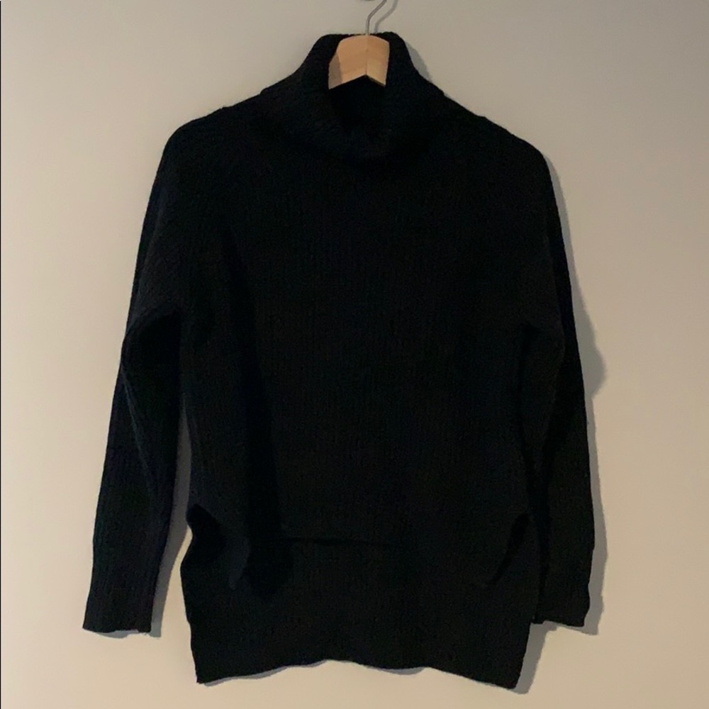 Size Small Wilfred Free Lin Sweater